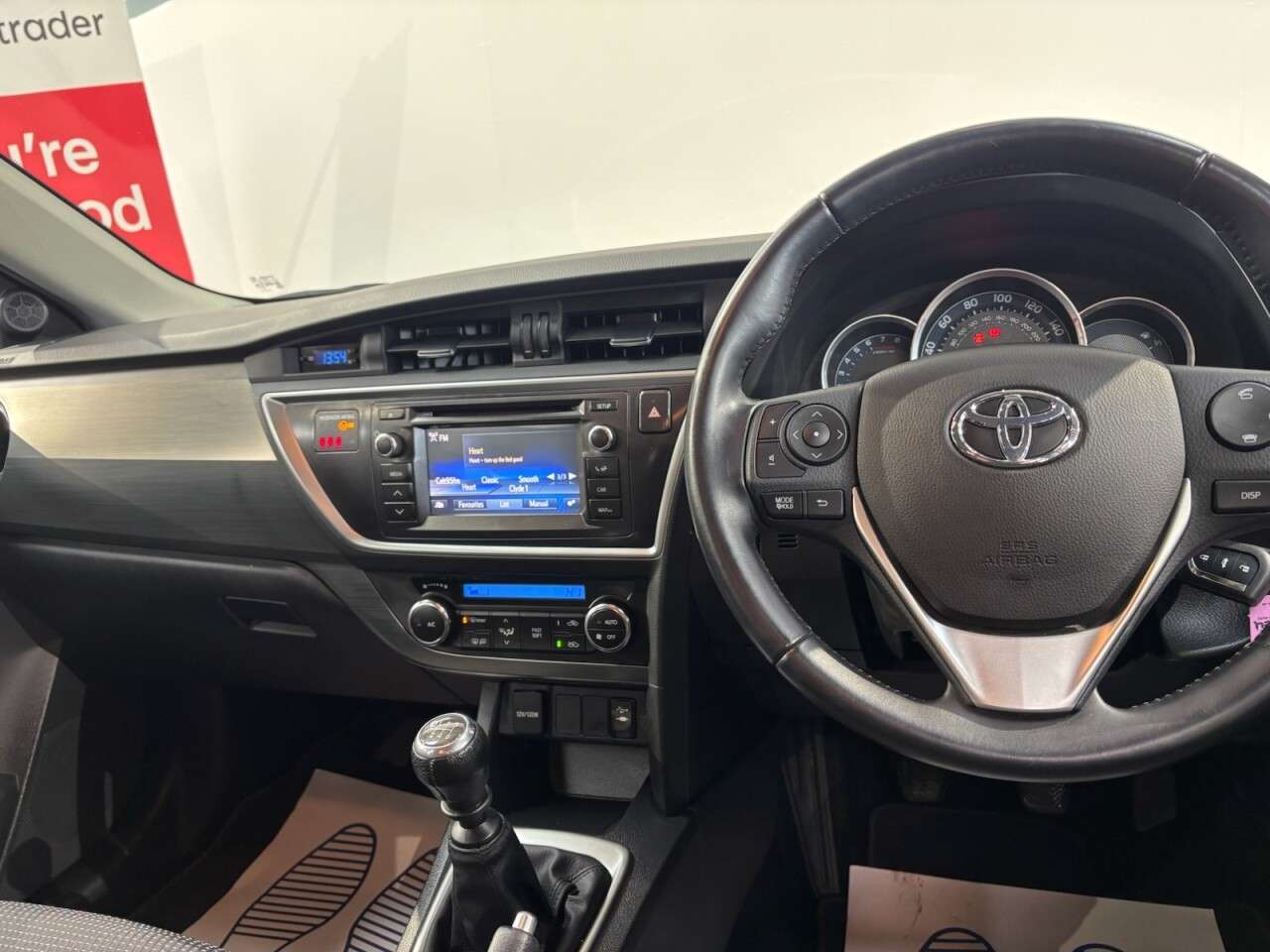 2015 TOYOTA AURIS 2015 TOYOTA AURIS