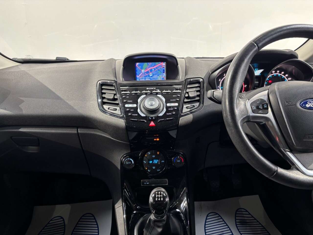 2015 FORD FIESTA 2015 FORD FIESTA