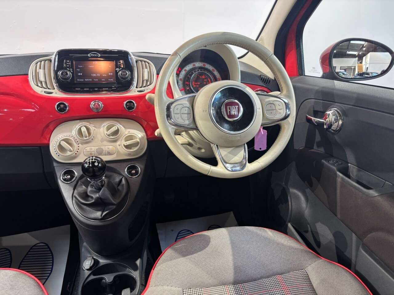 2017 FIAT 500 2017 FIAT 500