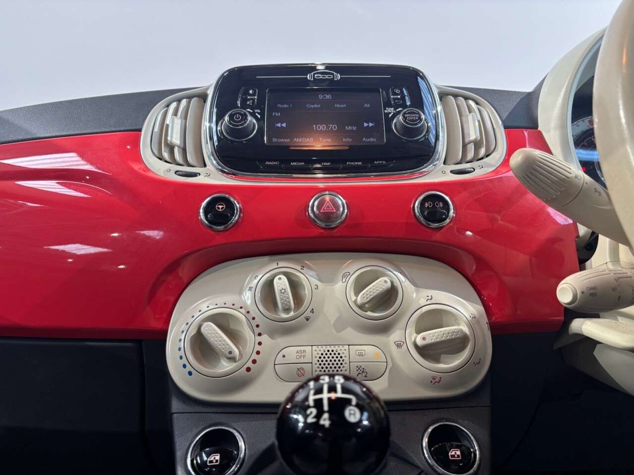 2017 FIAT 500 2017 FIAT 500