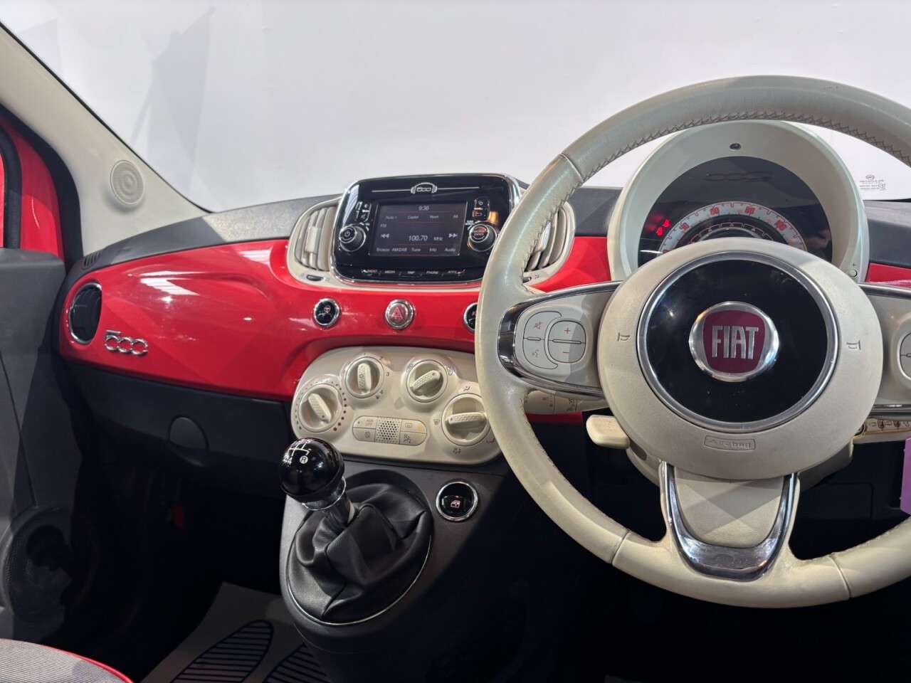 2017 FIAT 500 2017 FIAT 500