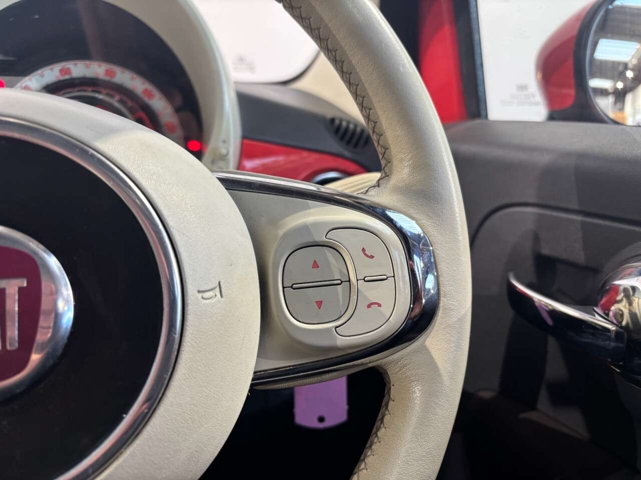 2017 FIAT 500 2017 FIAT 500