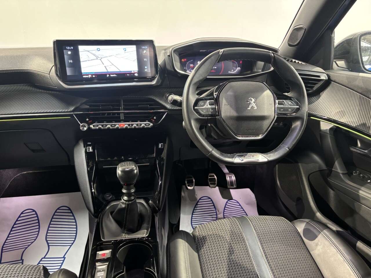 2021 PEUGEOT 2008 2021 PEUGEOT 2008