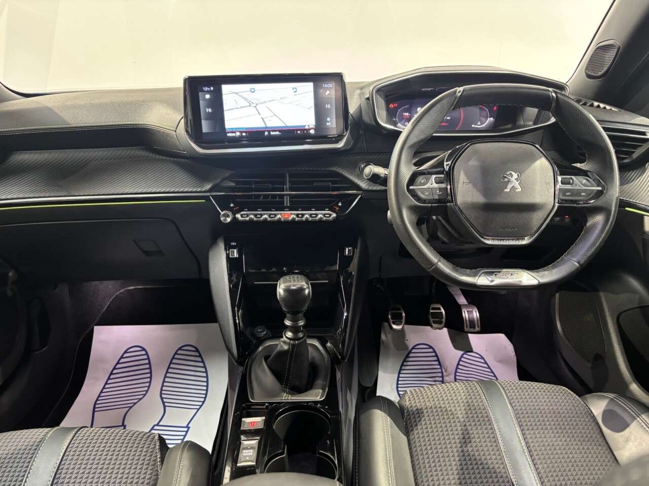 2021 PEUGEOT 2008 2021 PEUGEOT 2008