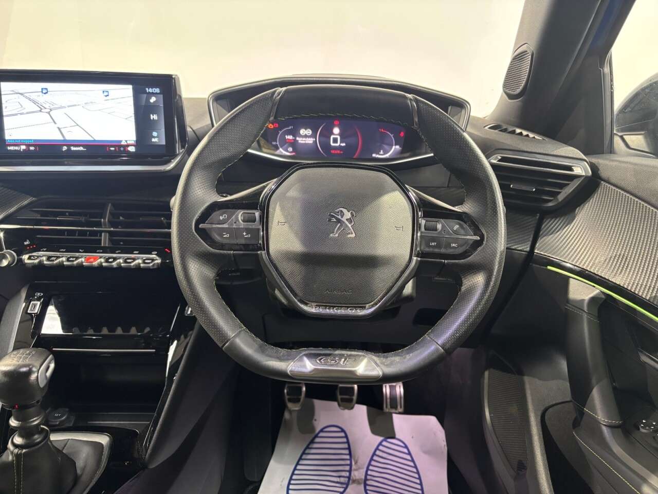 2021 PEUGEOT 2008 2021 PEUGEOT 2008