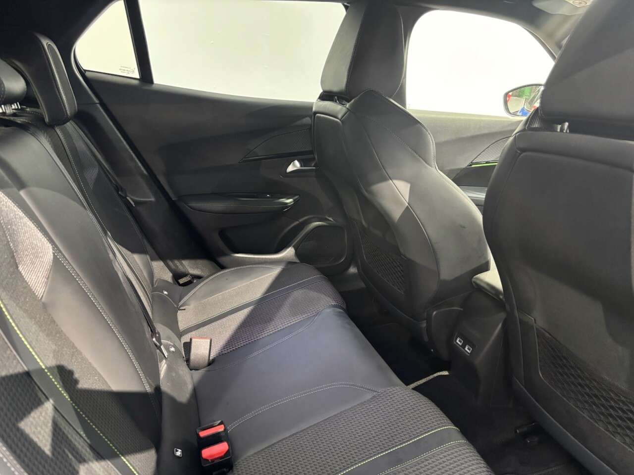 2021 PEUGEOT 2008 2021 PEUGEOT 2008