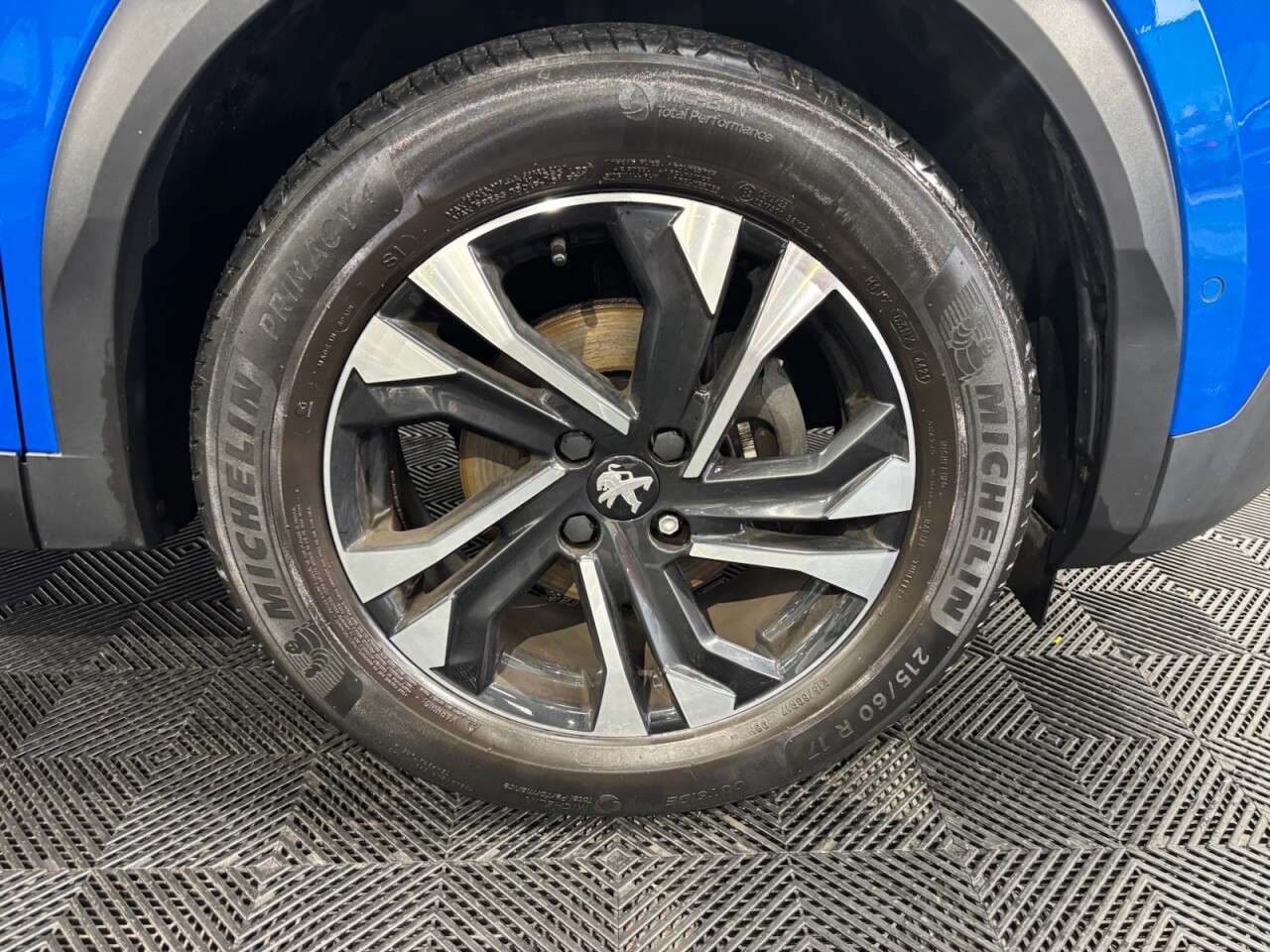 2021 PEUGEOT 2008 2021 PEUGEOT 2008