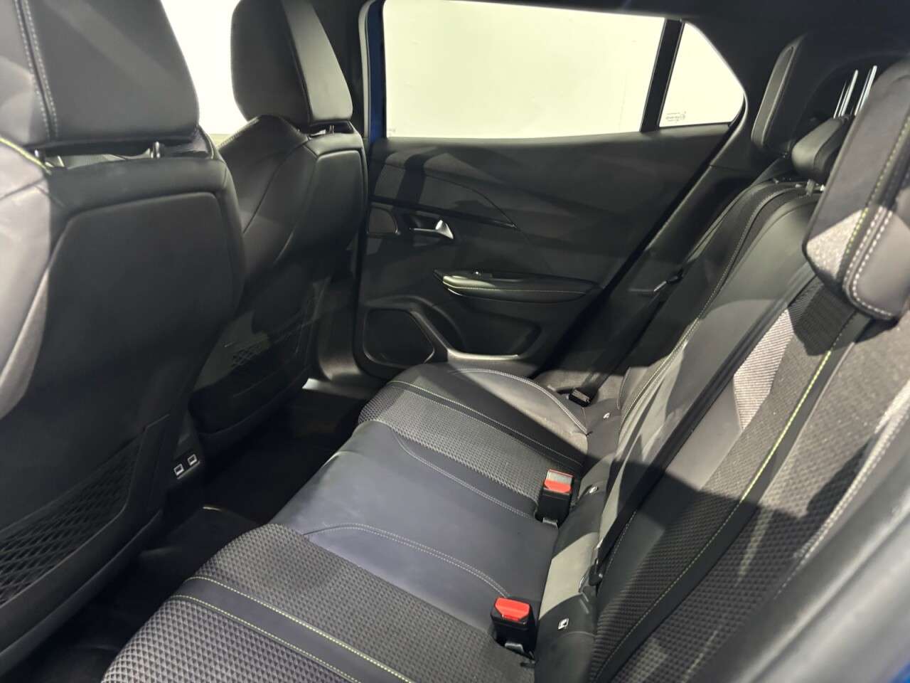 2021 PEUGEOT 2008 2021 PEUGEOT 2008