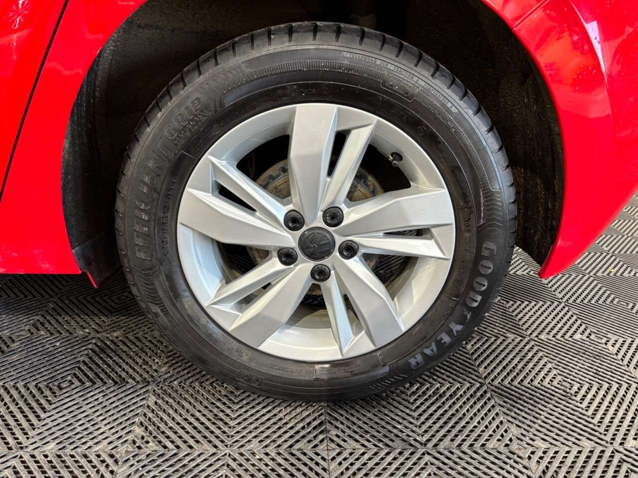 2019 VOLKSWAGEN POLO 2019 VOLKSWAGEN POLO