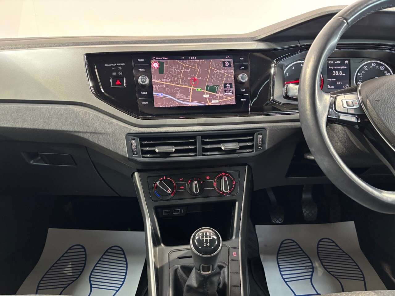 2019 VOLKSWAGEN POLO 2019 VOLKSWAGEN POLO