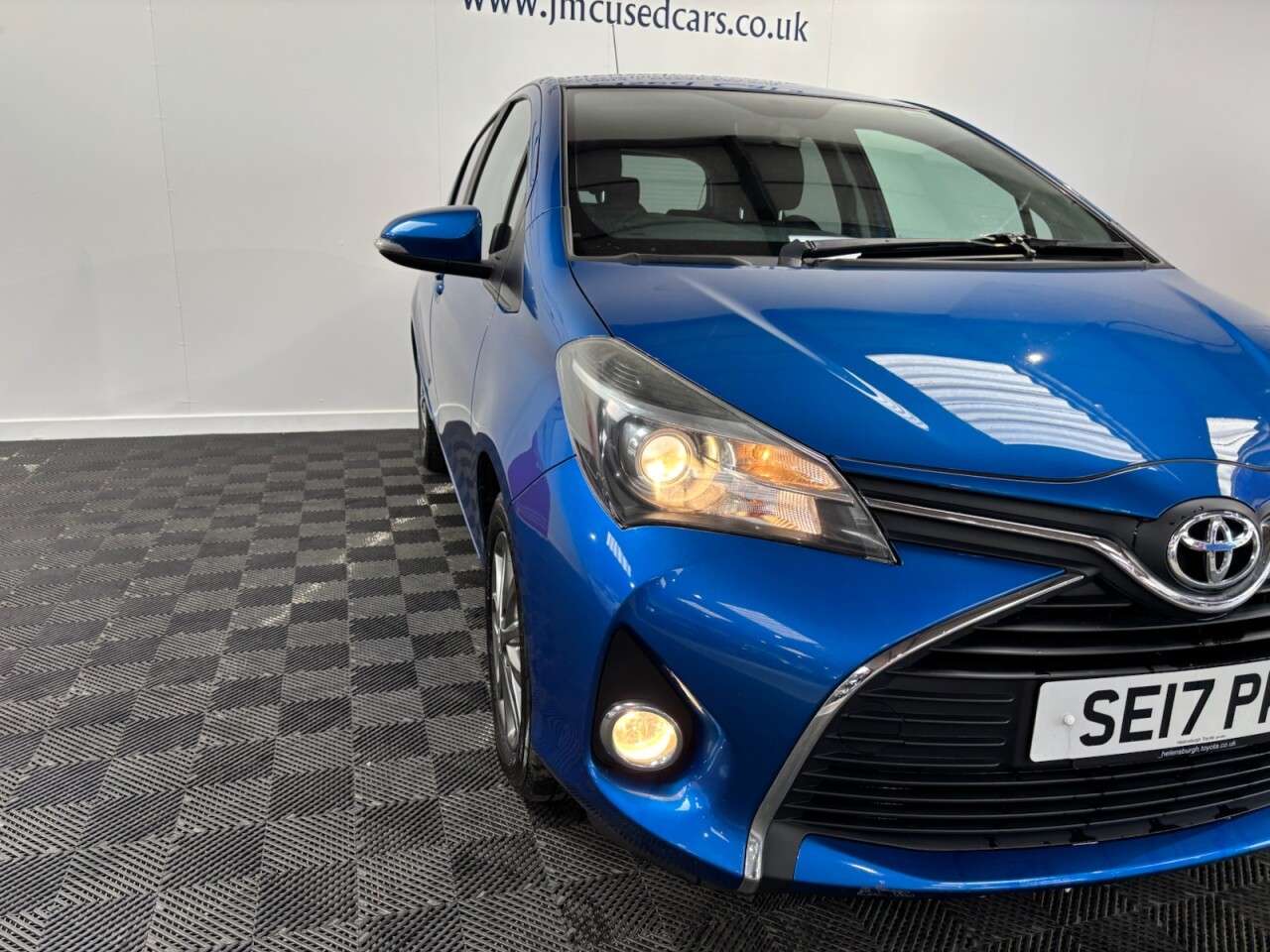 2017 TOYOTA YARIS 2017 TOYOTA YARIS