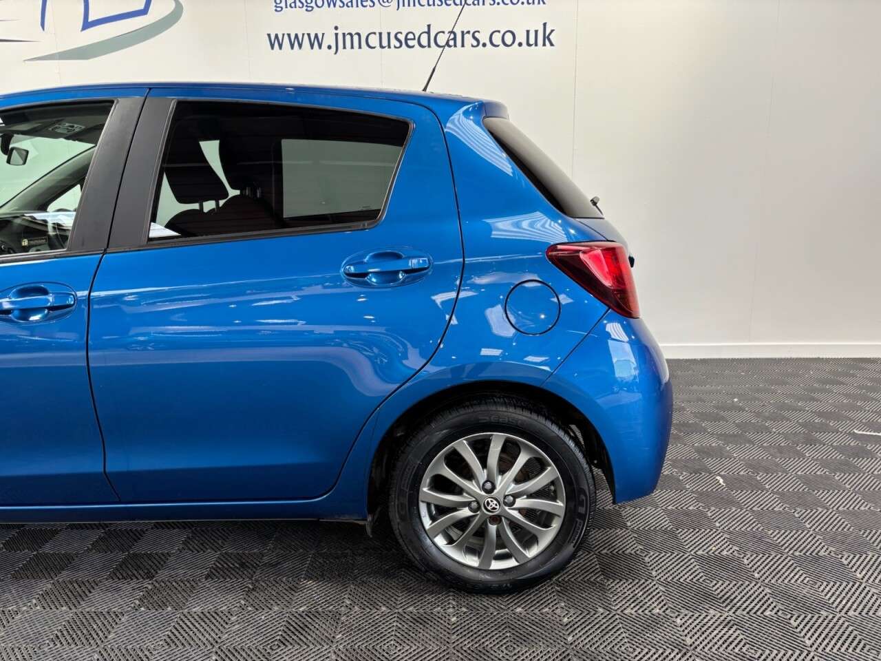 2017 TOYOTA YARIS 2017 TOYOTA YARIS