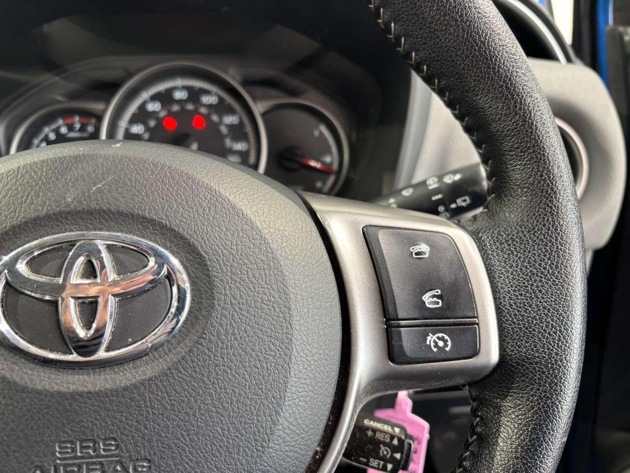 2017 TOYOTA YARIS 2017 TOYOTA YARIS