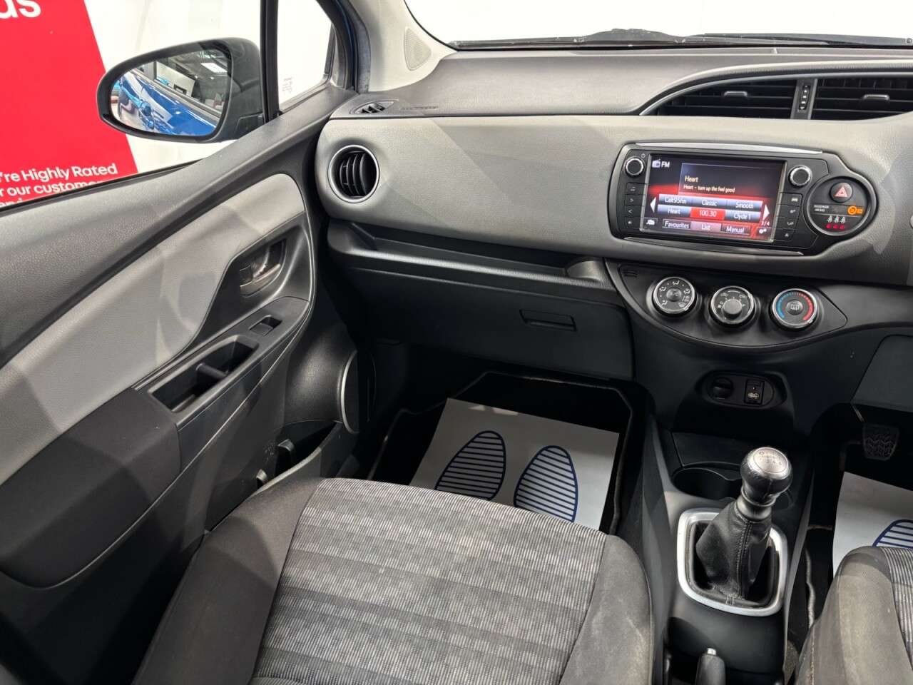 2017 TOYOTA YARIS 2017 TOYOTA YARIS