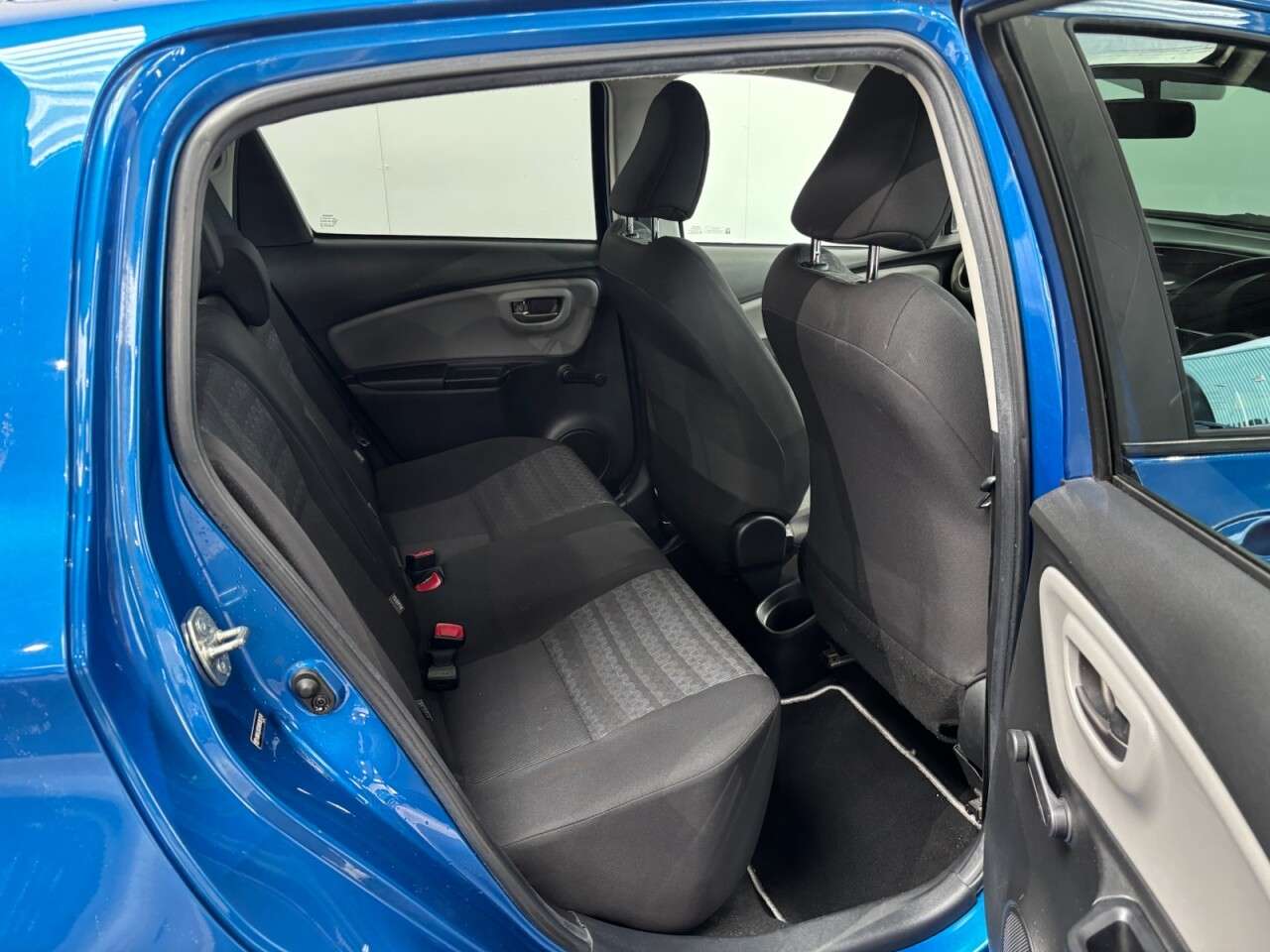 2017 TOYOTA YARIS 2017 TOYOTA YARIS