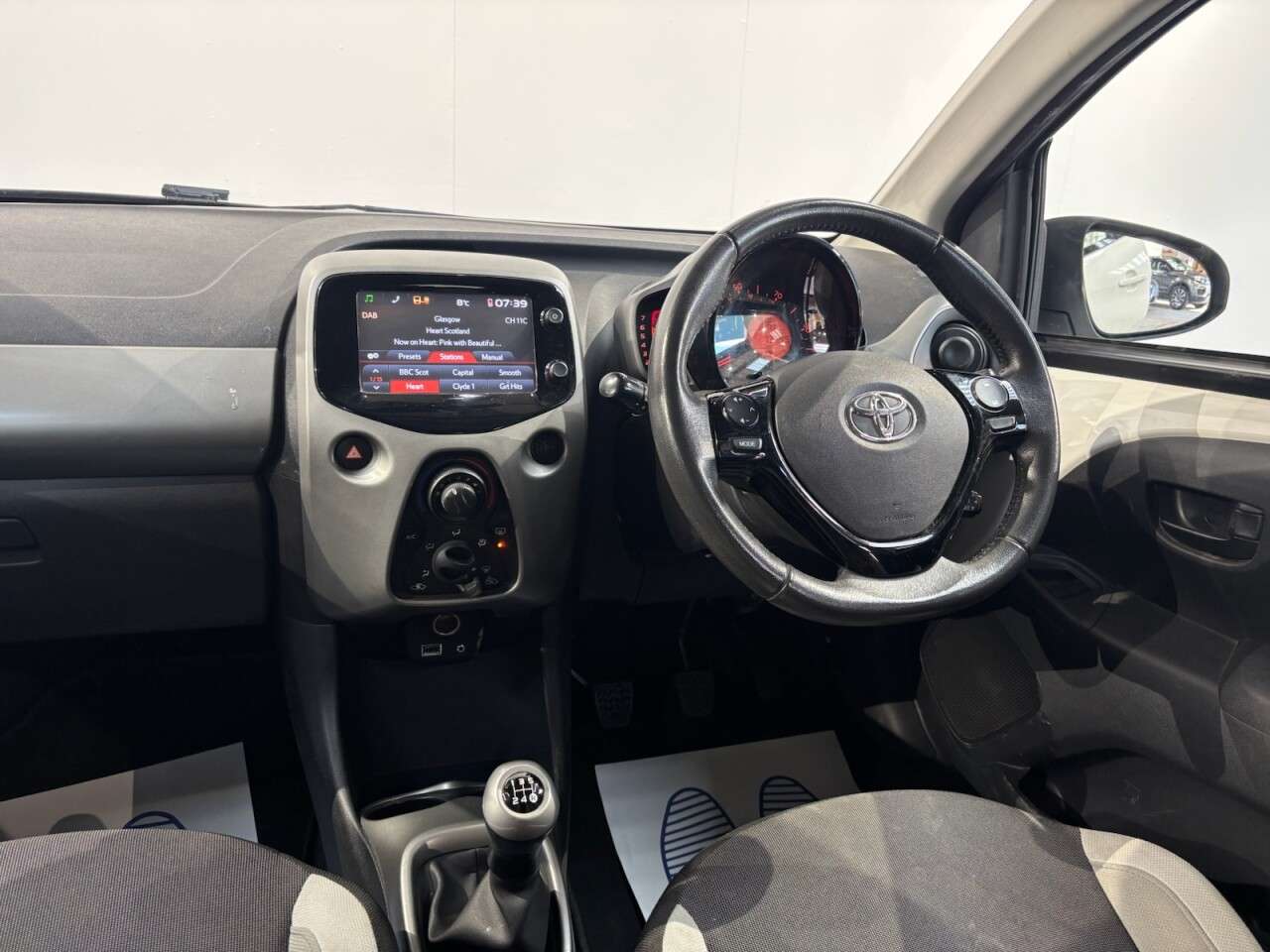 2014 TOYOTA AYGO 2014 TOYOTA AYGO