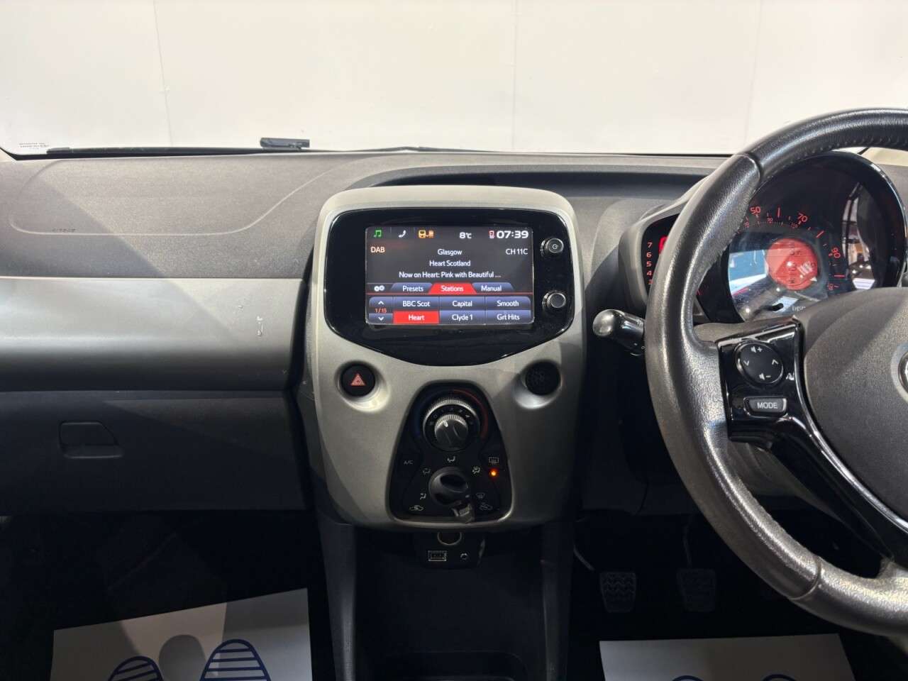 2014 TOYOTA AYGO 2014 TOYOTA AYGO