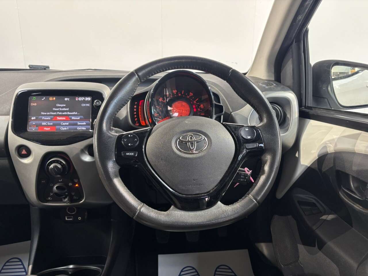 2014 TOYOTA AYGO 2014 TOYOTA AYGO