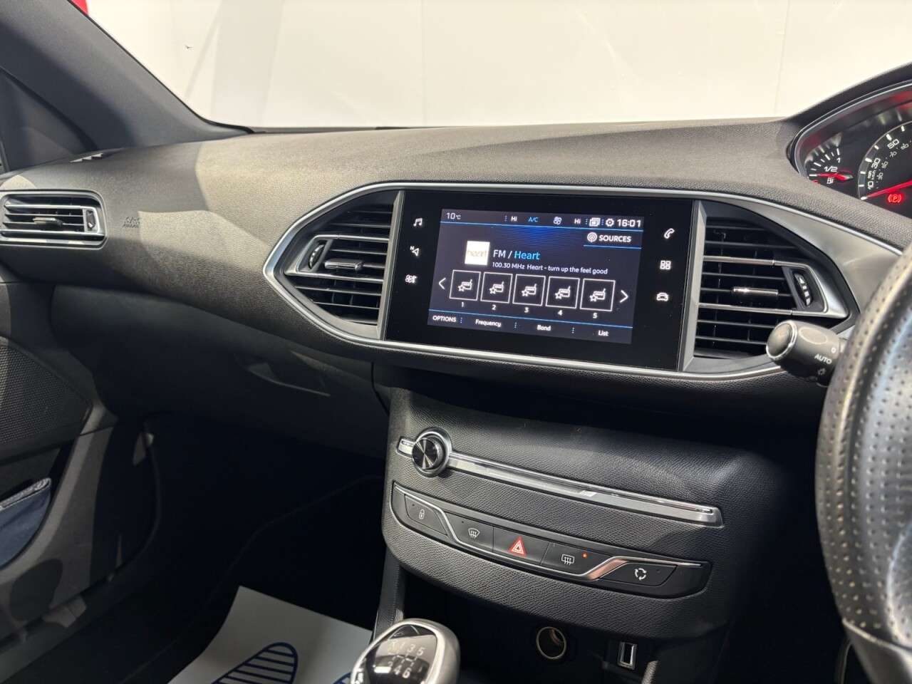 2020 PEUGEOT 308 2020 PEUGEOT 308