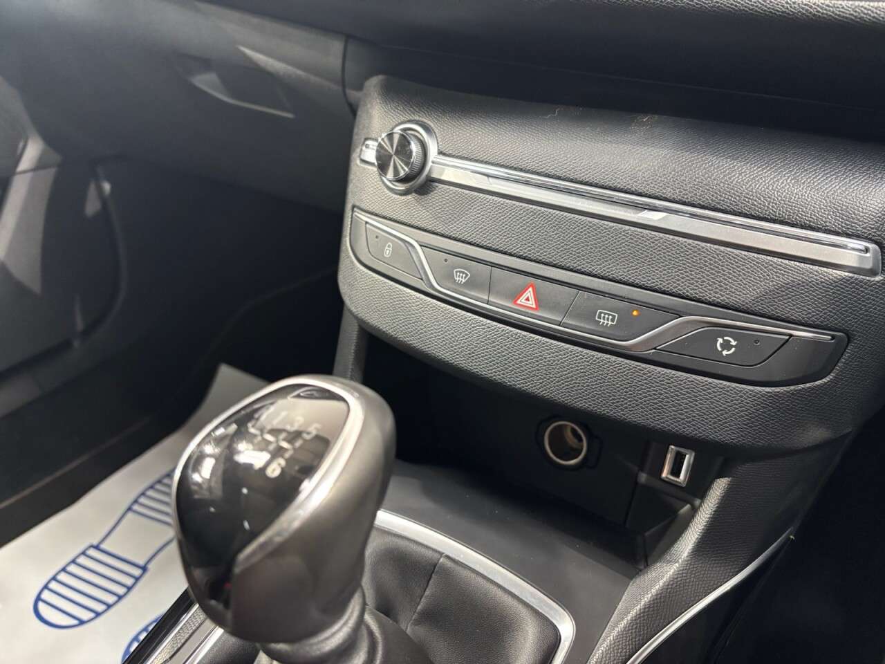 2020 PEUGEOT 308 2020 PEUGEOT 308