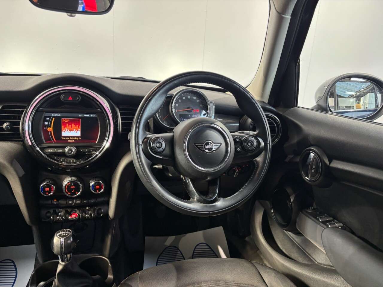 2018 MINI HATCH 2018 MINI HATCH