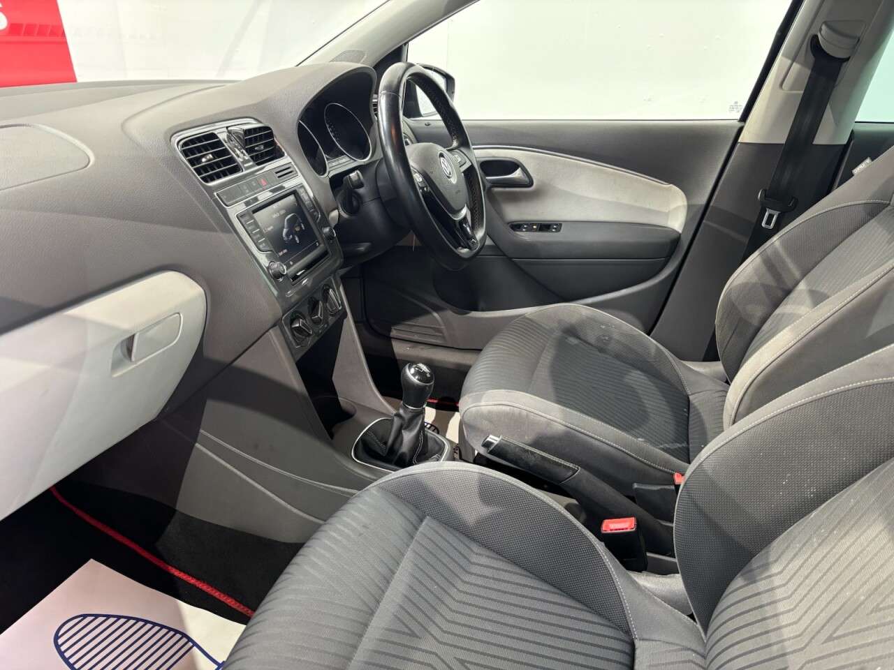 2015 VOLKSWAGEN POLO 2015 VOLKSWAGEN POLO