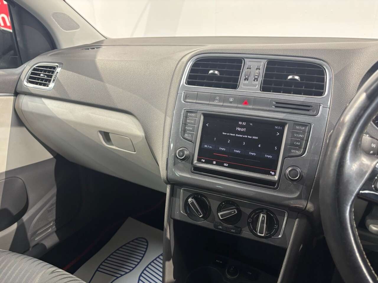 2015 VOLKSWAGEN POLO 2015 VOLKSWAGEN POLO