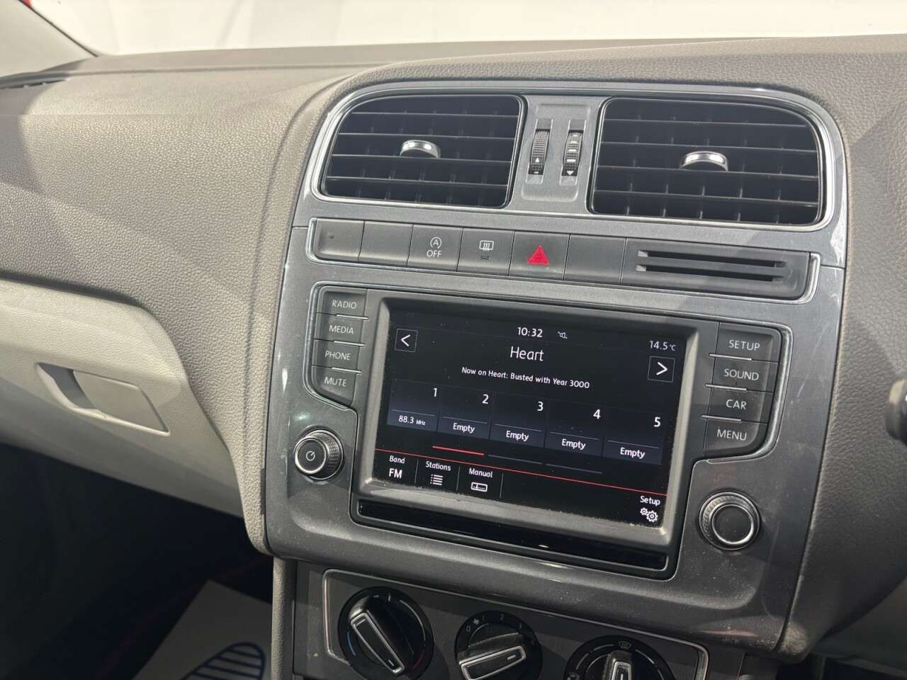 2015 VOLKSWAGEN POLO 2015 VOLKSWAGEN POLO
