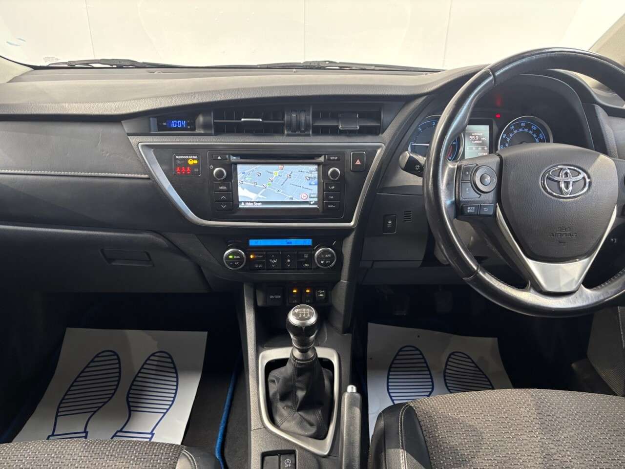 2015 TOYOTA AURIS 2015 TOYOTA AURIS