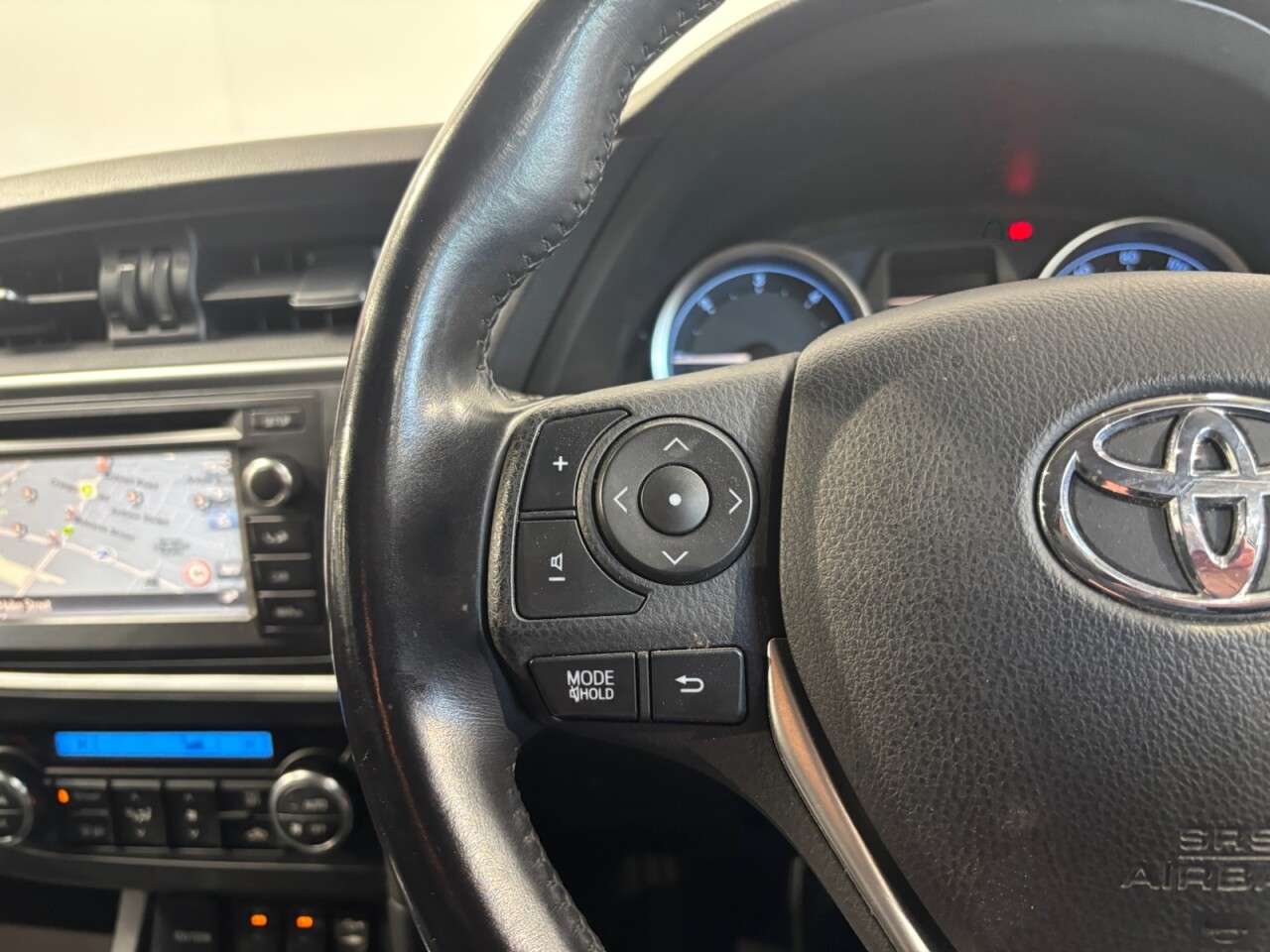 2015 TOYOTA AURIS 2015 TOYOTA AURIS