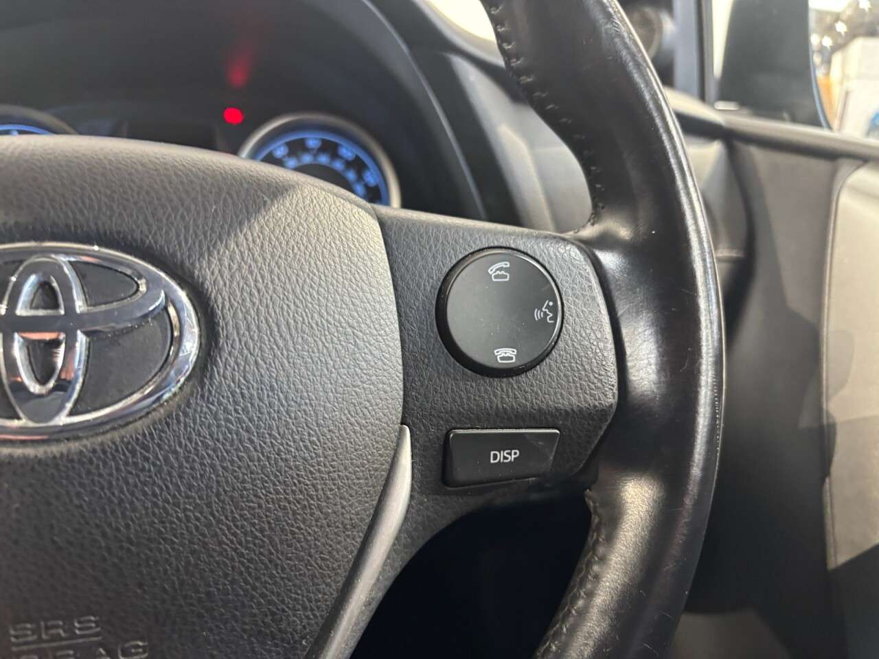 2015 TOYOTA AURIS 2015 TOYOTA AURIS