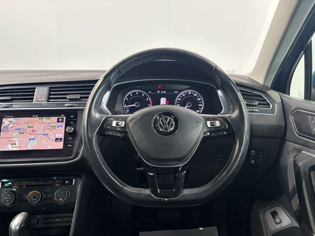 2018 VOLKSWAGEN TIGUAN 2018 VOLKSWAGEN TIGUAN