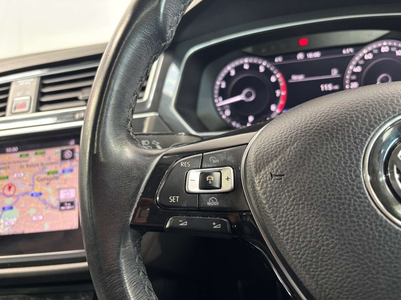 2018 VOLKSWAGEN TIGUAN 2018 VOLKSWAGEN TIGUAN