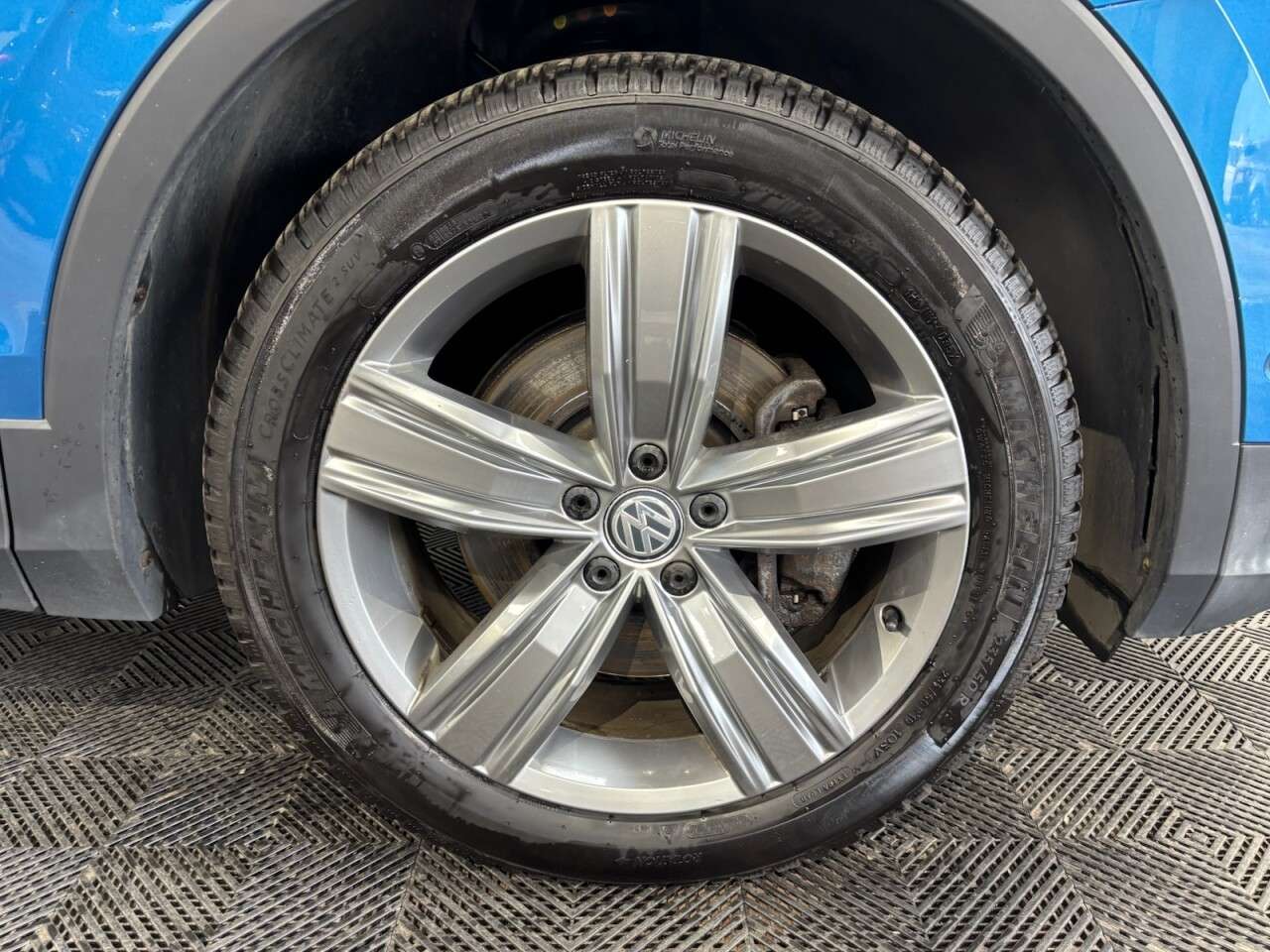 2018 VOLKSWAGEN TIGUAN 2018 VOLKSWAGEN TIGUAN
