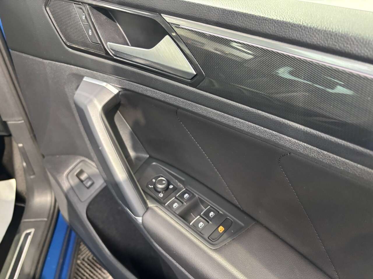 2018 VOLKSWAGEN TIGUAN 2018 VOLKSWAGEN TIGUAN