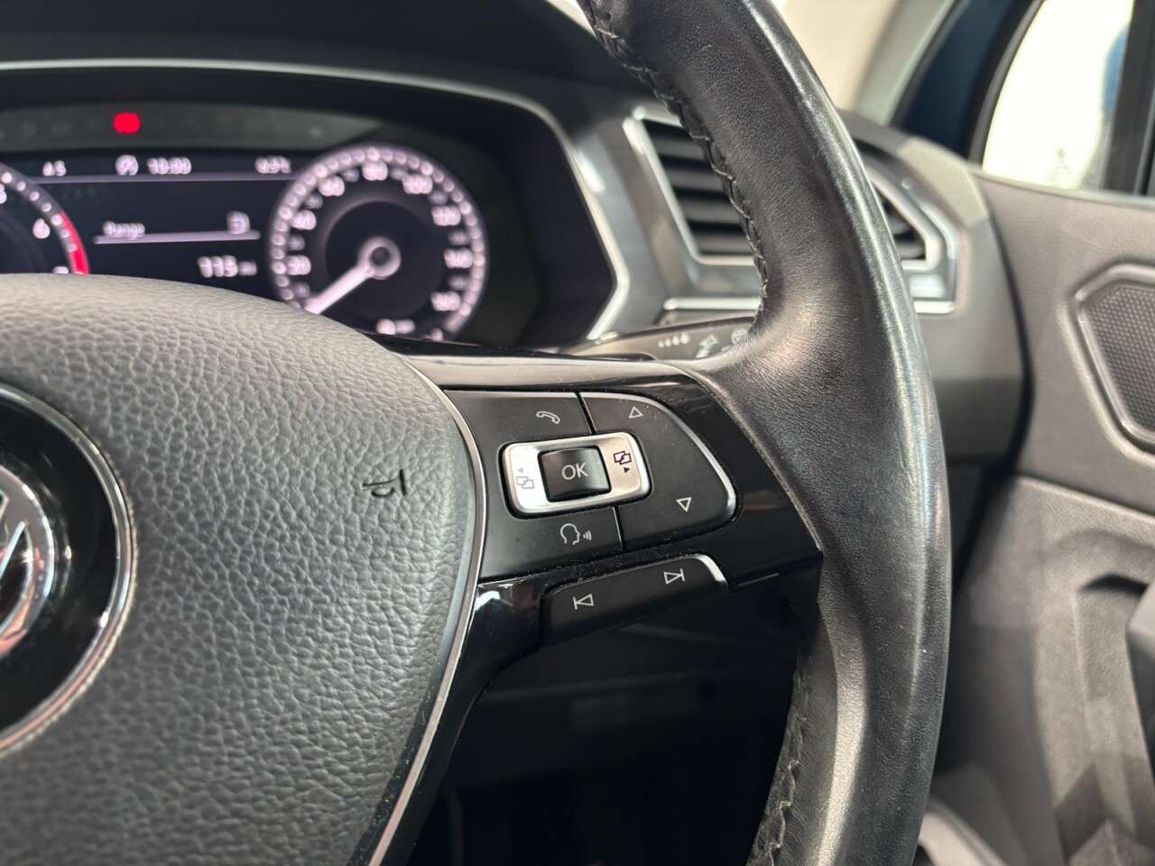 2018 VOLKSWAGEN TIGUAN 2018 VOLKSWAGEN TIGUAN