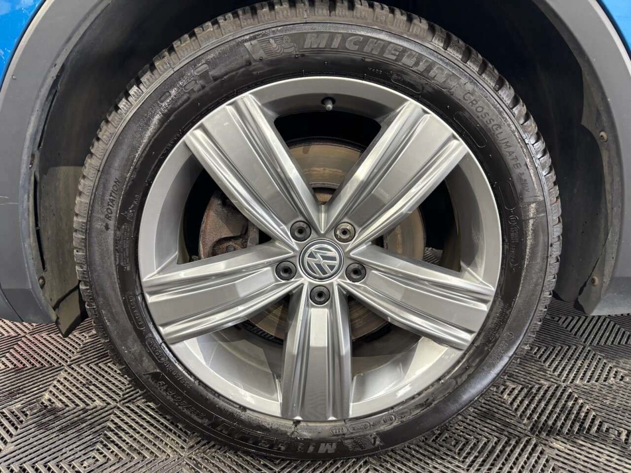 2018 VOLKSWAGEN TIGUAN 2018 VOLKSWAGEN TIGUAN