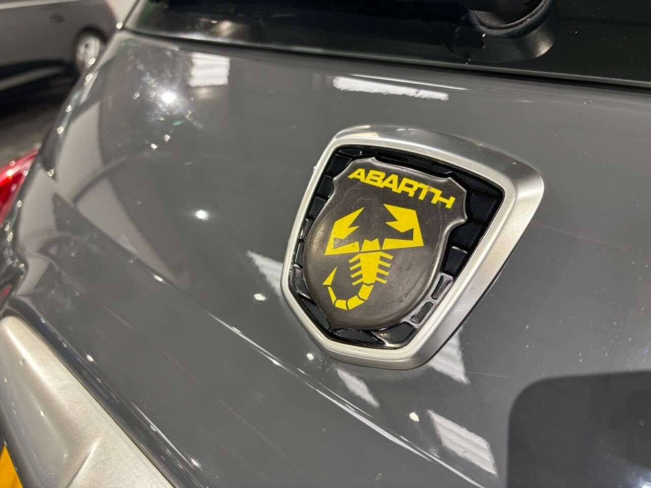 2018 ABARTH 595 2018 ABARTH 595
