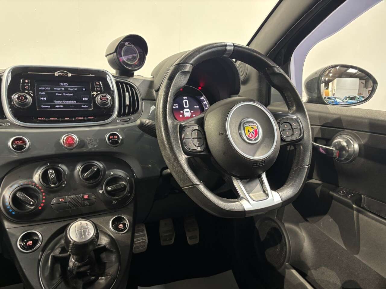 2018 ABARTH 595 2018 ABARTH 595