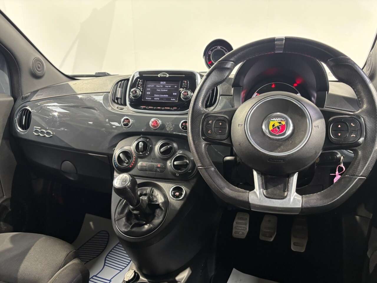 2018 ABARTH 595 2018 ABARTH 595
