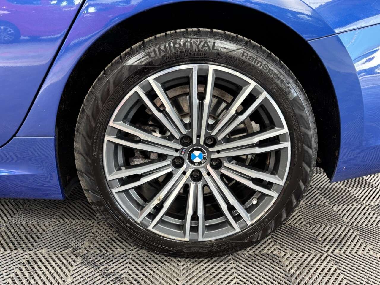 2019 BMW 3 SERIES 2019 BMW 3 SERIES