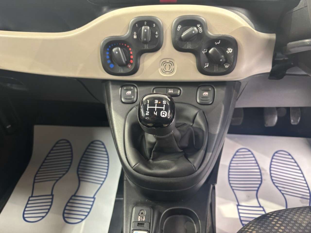 2014 FIAT PANDA 2014 FIAT PANDA