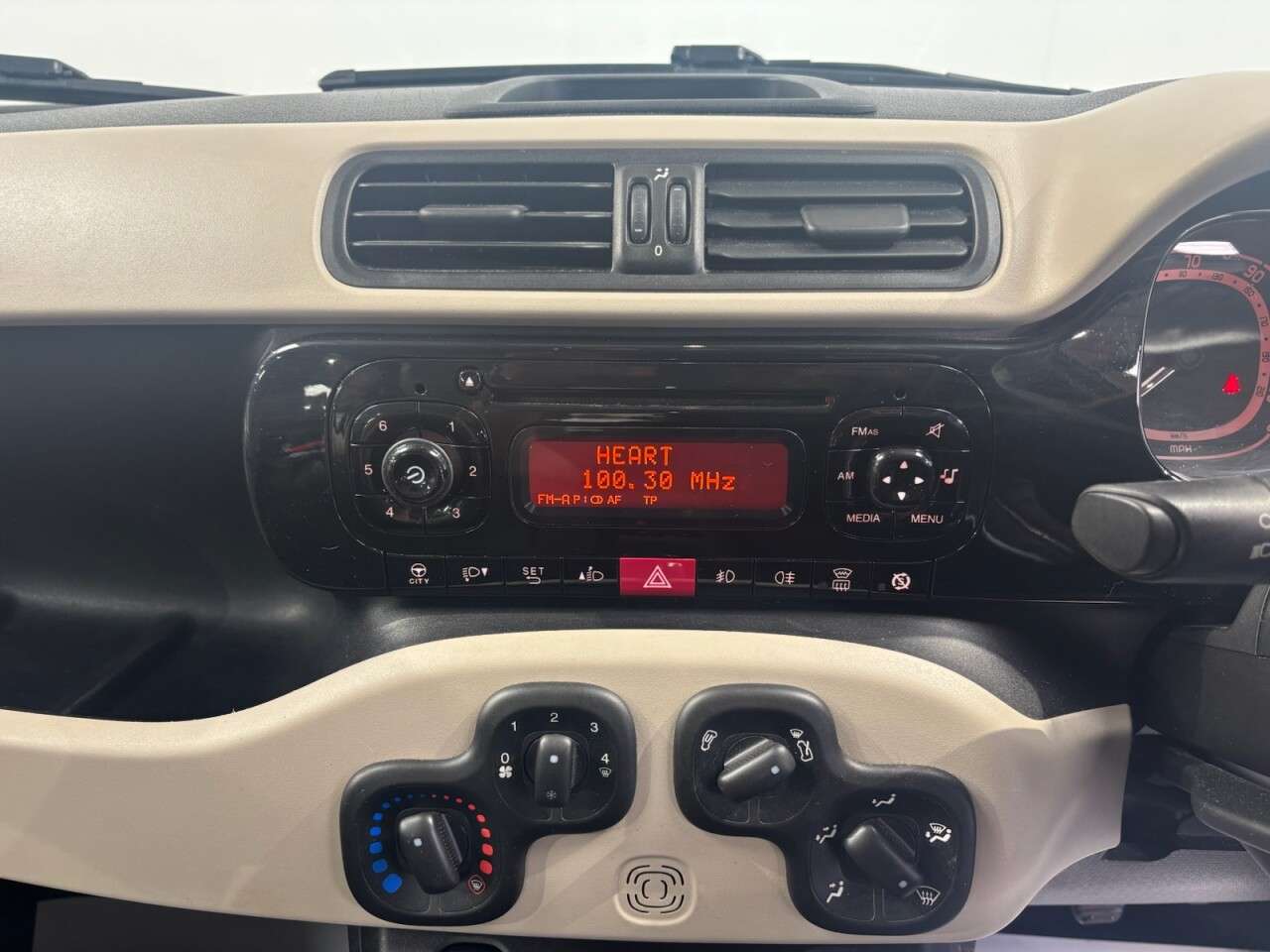 2014 FIAT PANDA 2014 FIAT PANDA