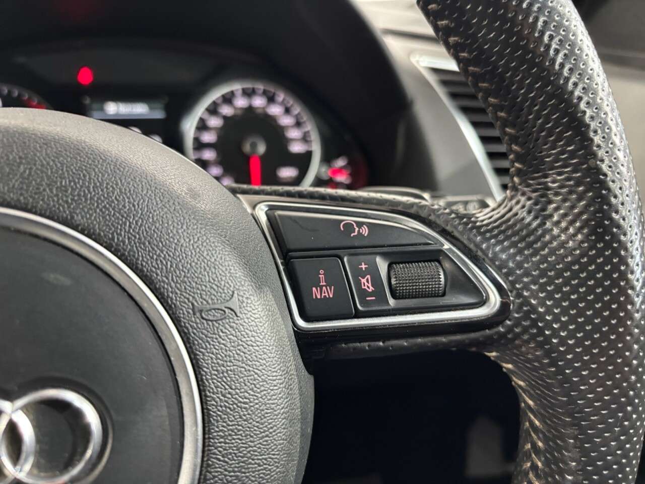2015 AUDI Q5 2015 AUDI Q5
