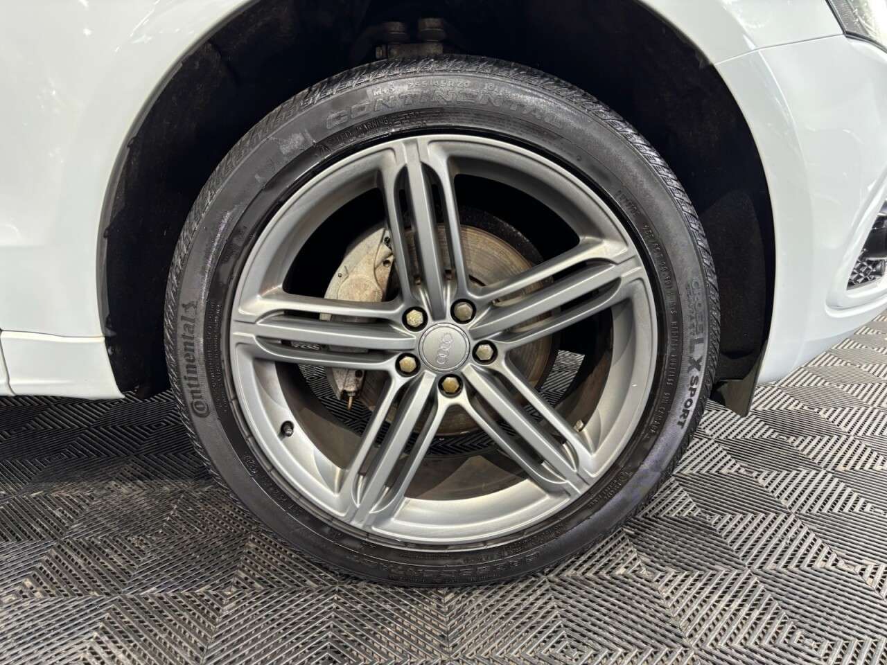 2015 AUDI Q5 2015 AUDI Q5