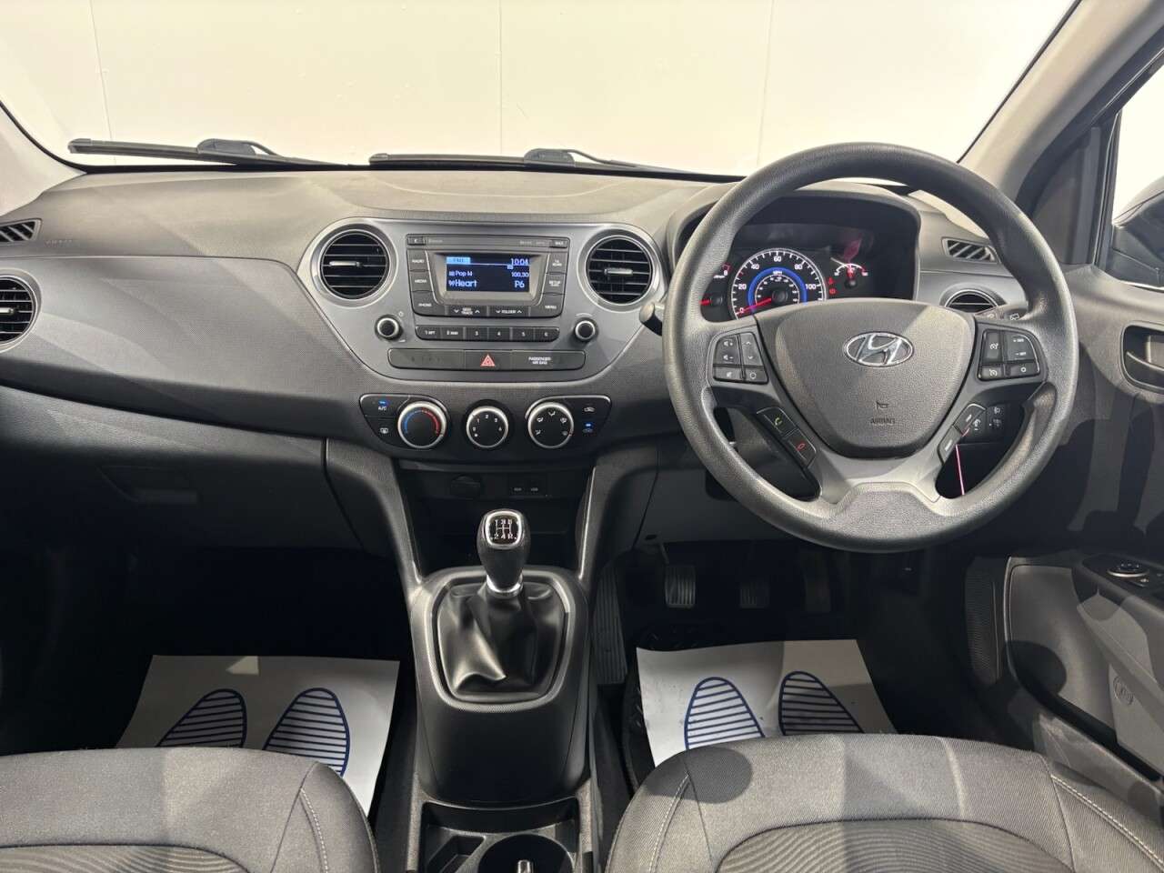 2018 HYUNDAI I10 2018 HYUNDAI I10