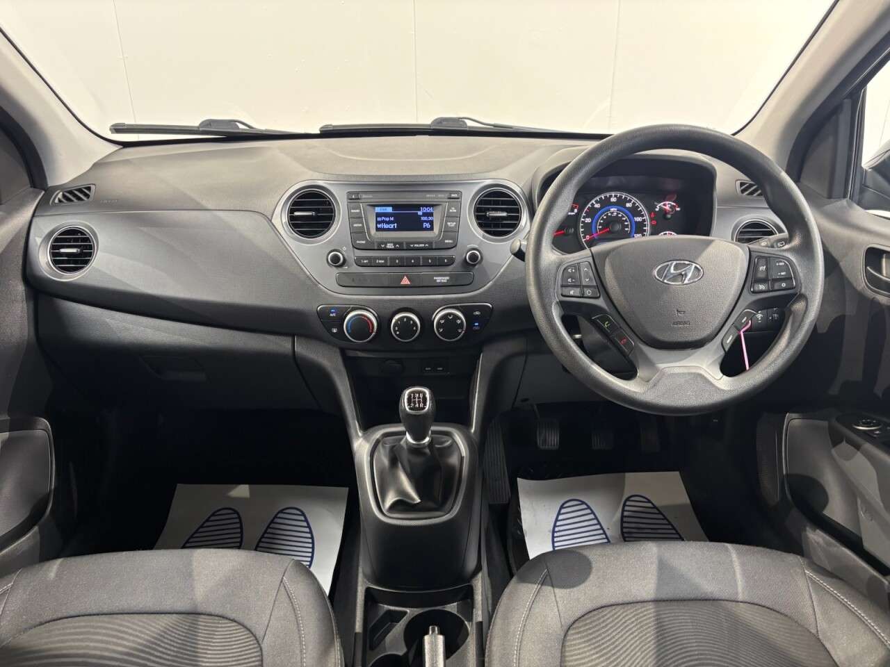 2018 HYUNDAI I10 2018 HYUNDAI I10