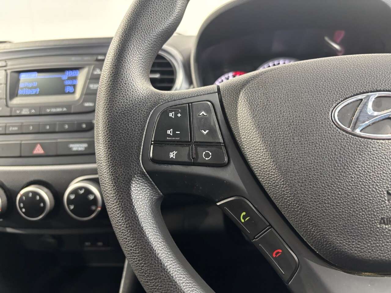 2018 HYUNDAI I10 2018 HYUNDAI I10