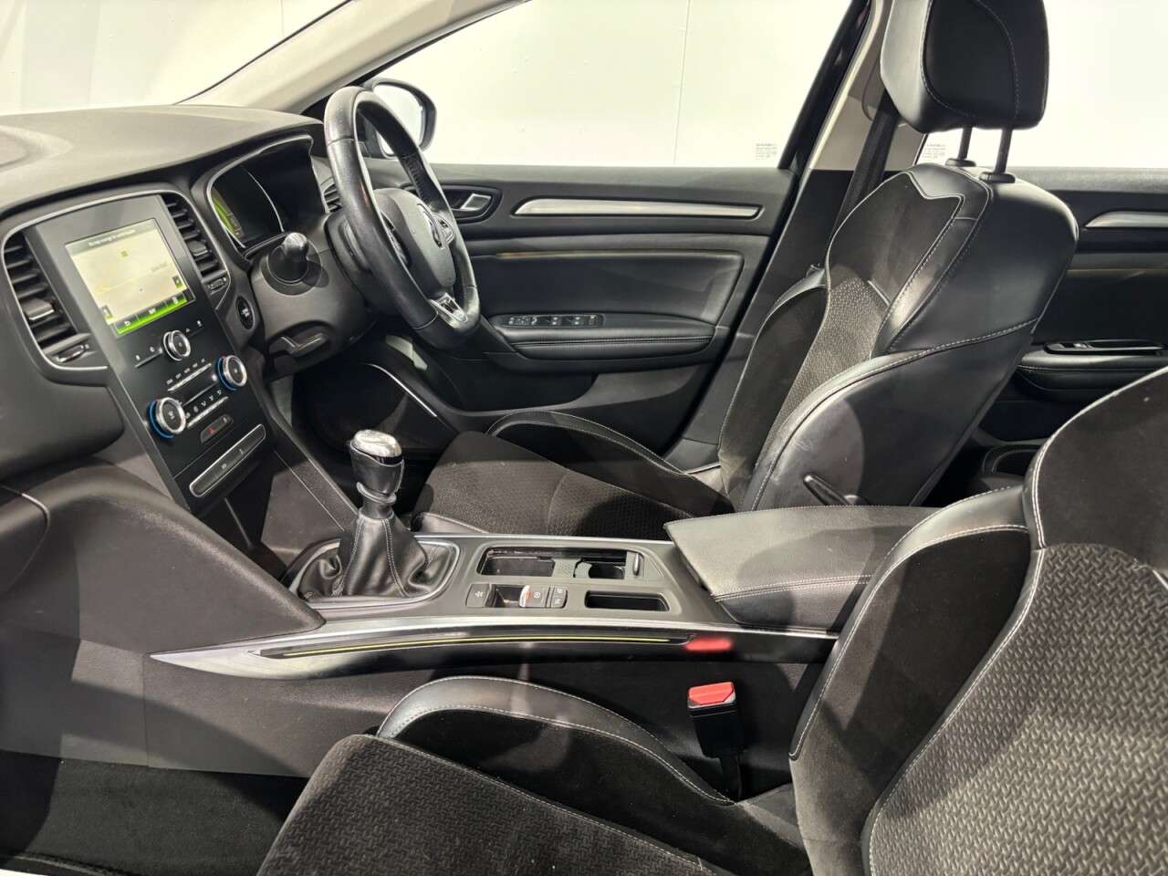 2017 RENAULT MEGANE 2017 RENAULT MEGANE