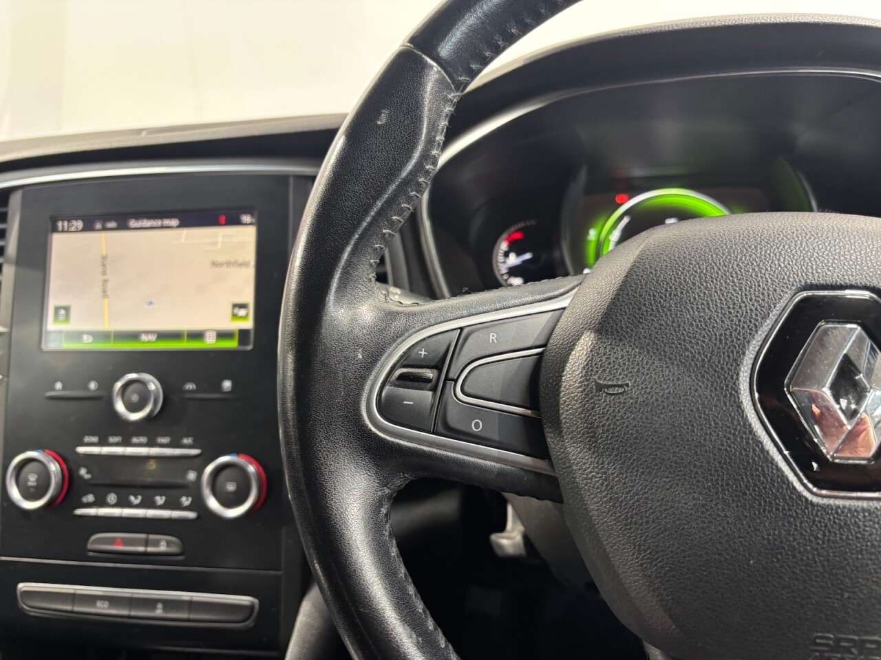 2017 RENAULT MEGANE 2017 RENAULT MEGANE